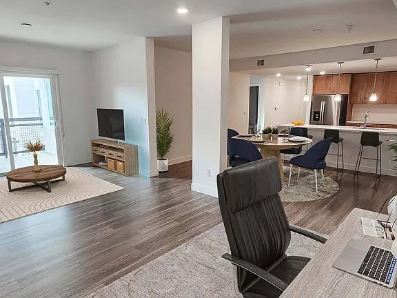 138 Balbach St - Photo 2 of 11