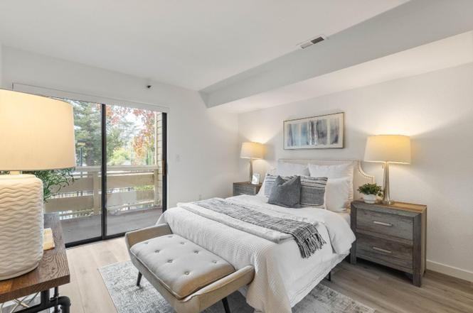 576 W Parr Ave - Photo 4 of 20
