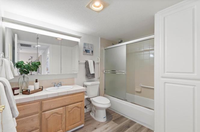 576 W Parr Ave - Photo 5 of 20