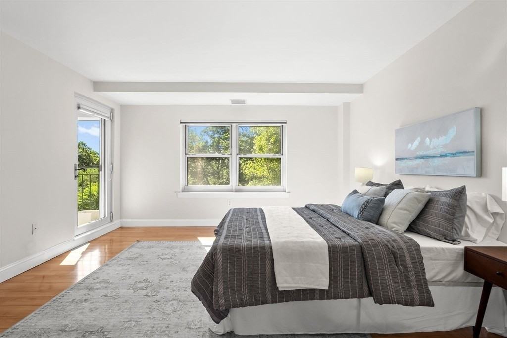 1 Watermill Pl - Photo 6 of 15