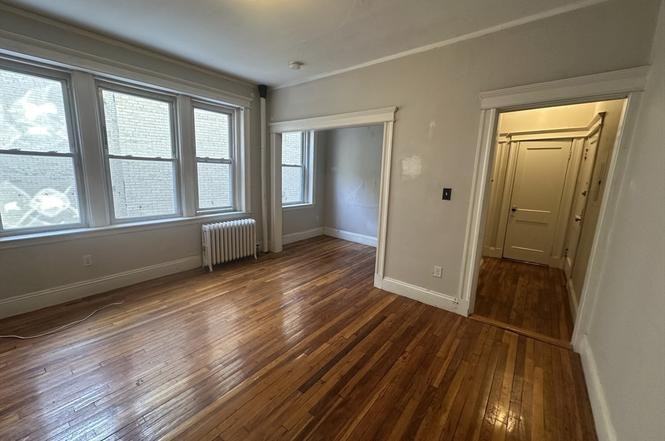 1641 Commonwealth Ave - Photo 5 of 8