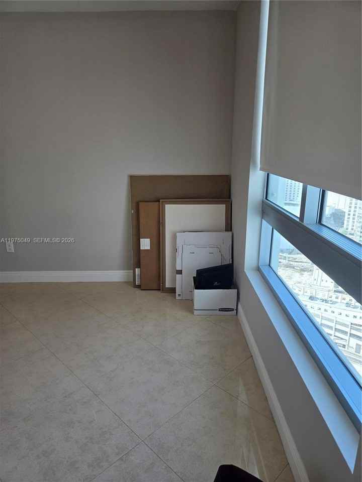 350 S Miami Ave - Photo 2 of 11