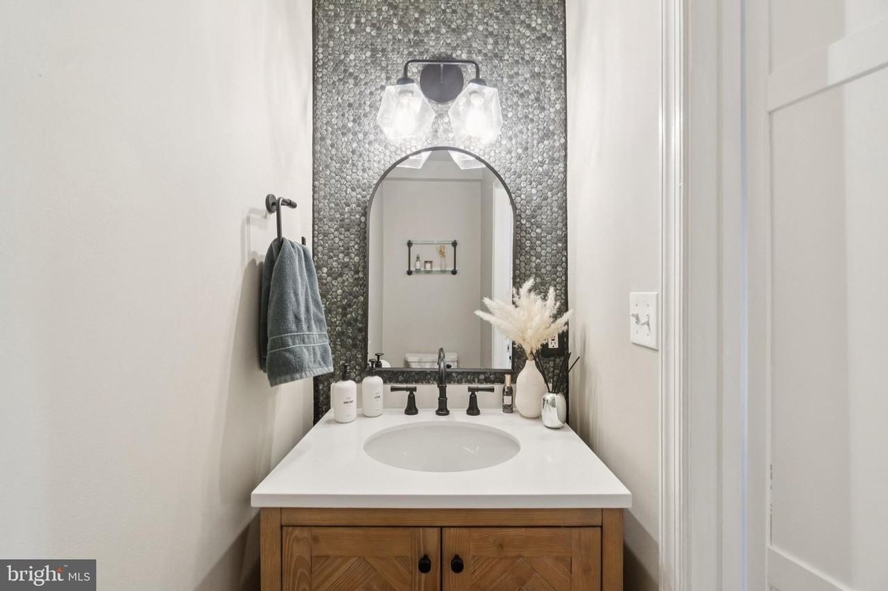 1514 6th St Nw - Photo 3 of 16