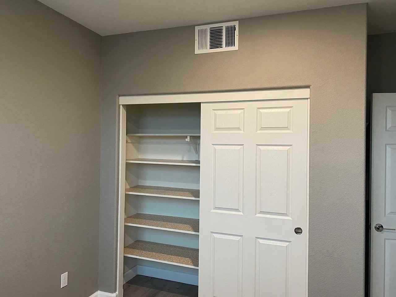509 Clover Cir - Photo 3 of 19