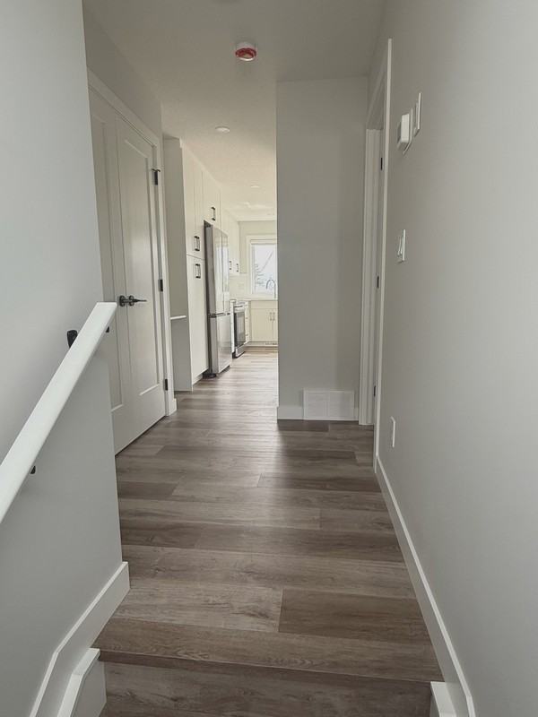 8313 76 Ave Nw #3 - Photo 4 of 9