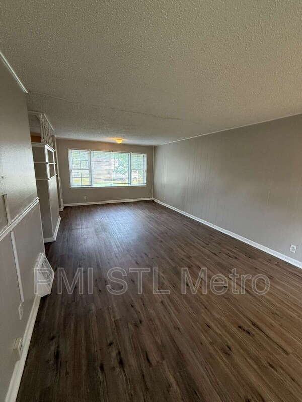 1209 Kilgore Dr - Photo 2 of 11
