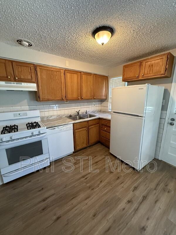 1209 Kilgore Dr - Photo 3 of 11