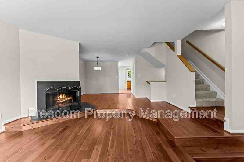 8644 Sanderling Dr - Photo 3 of 50