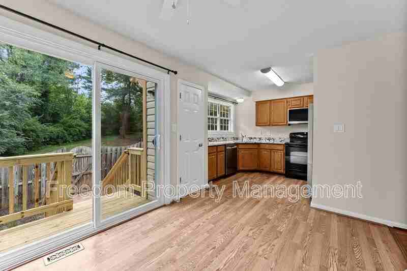 8644 Sanderling Dr - Photo 6 of 50