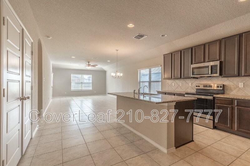 3632 Space Cloud Dr - Photo 7 of 42