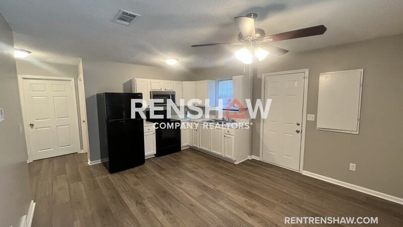 1056 Patton St - Photo 4 of 16
