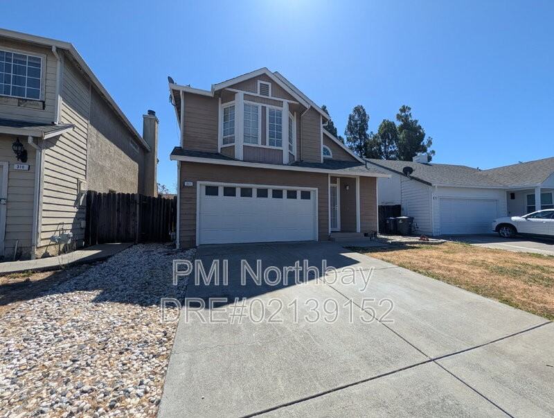 317 Ridgecrest Cir - Photo 2 of 23