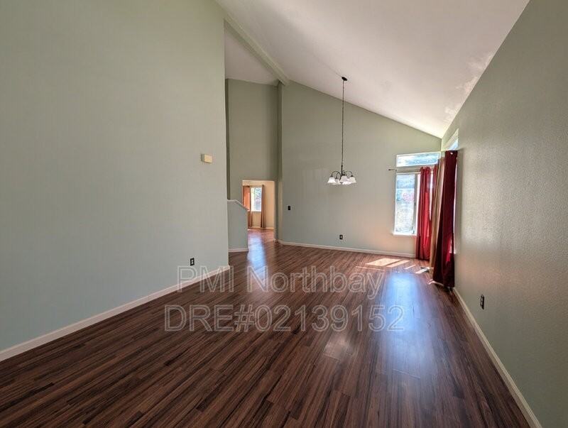 317 Ridgecrest Cir - Photo 6 of 23
