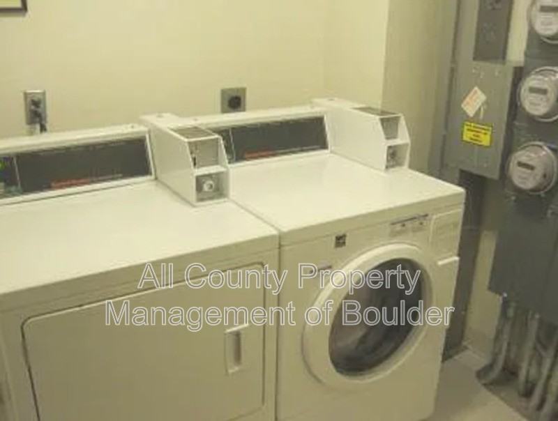 500 Mohawk Dr #401 - Photo 7 of 7