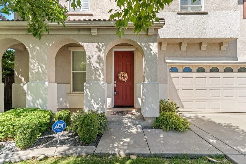 5816 Amnest Way - Photo 3 of 28