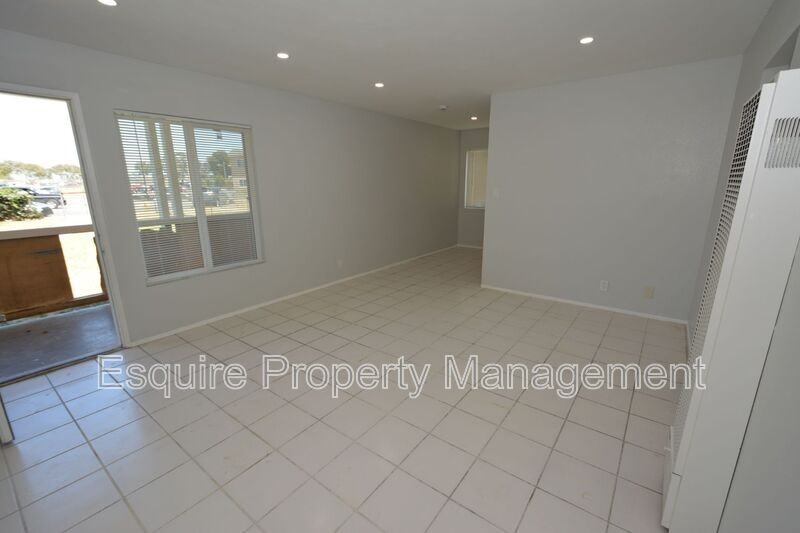 951 W Cedar Ct #1 - Photo 4 of 13