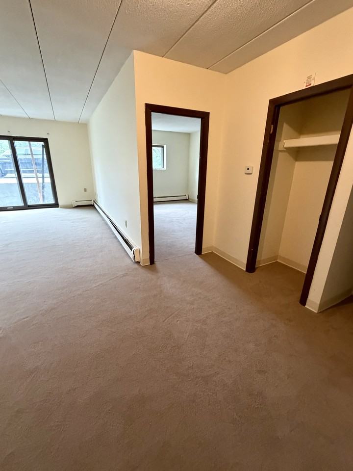 Main St #4 - Photo 2 of 10