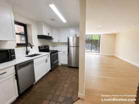 Gainsborough St. & Symphony, Hemenway, St Stephens, Gainsborough #006W - Photo 1 of 1