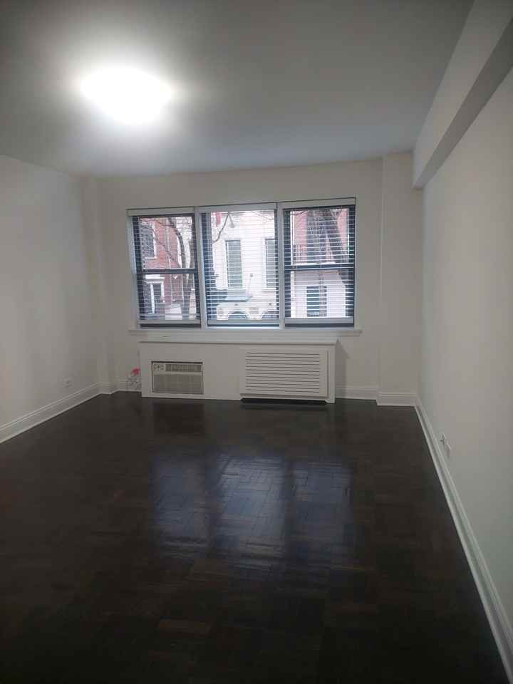 Tribeca Near Church Street #39G - Photo 5 of 12