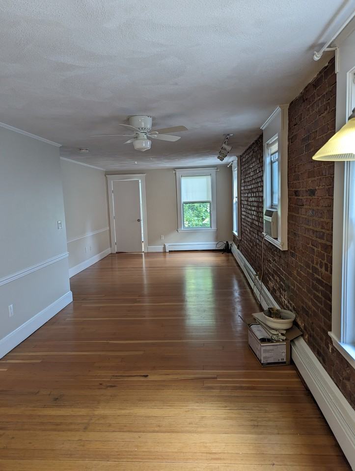 41 South St #6 - Photo 4 of 13