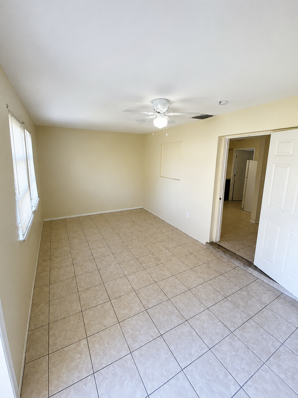 2985 Saint Charles St - Photo 6 of 17