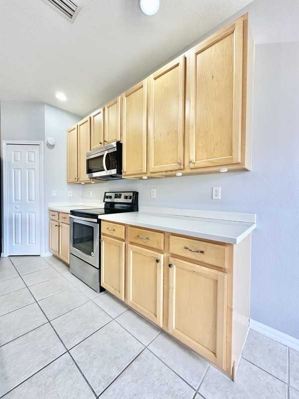 4129 Via Piedra Cir - Photo 7 of 50