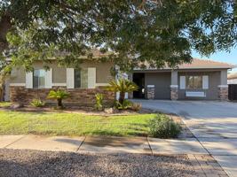 featured image of 4203 E Los Altos Rd