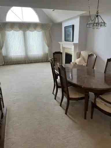 1655 Augusta Ave - Photo 7 of 21