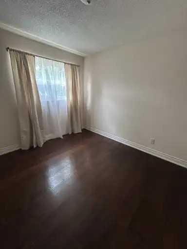 118 Bloor St W #5 - Photo 6 of 6