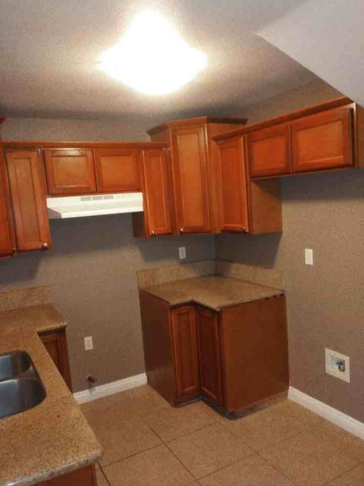 5935 1/2 Makee Ave #2 - Photo 6 of 10