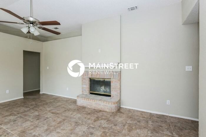 7128 Wagonwheel Rd - Photo 5 of 16