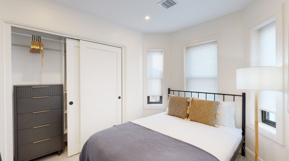 353 E 8th St #3 - Photo 2 of 20