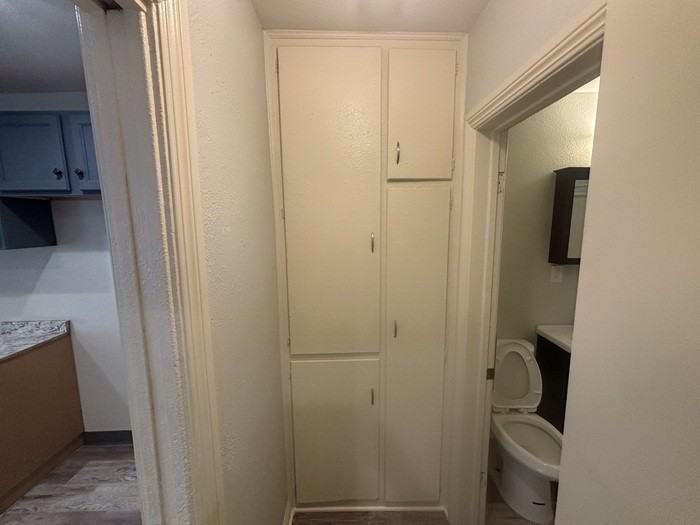 8837 S Hoover St - Photo 5 of 9