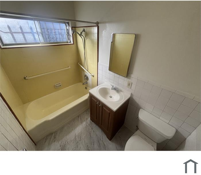 1435 W 105th St - Photo 2 of 12