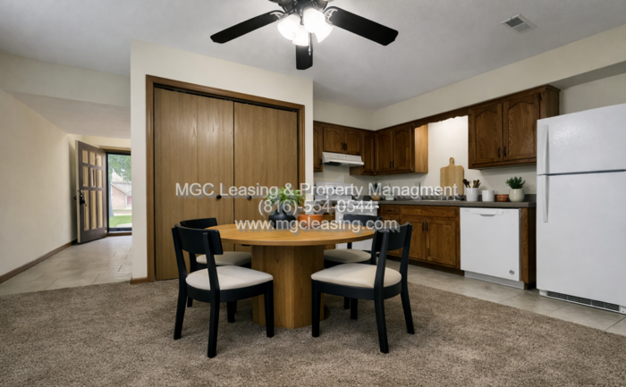 3563 Ne Independence Cir - Photo 2 of 14
