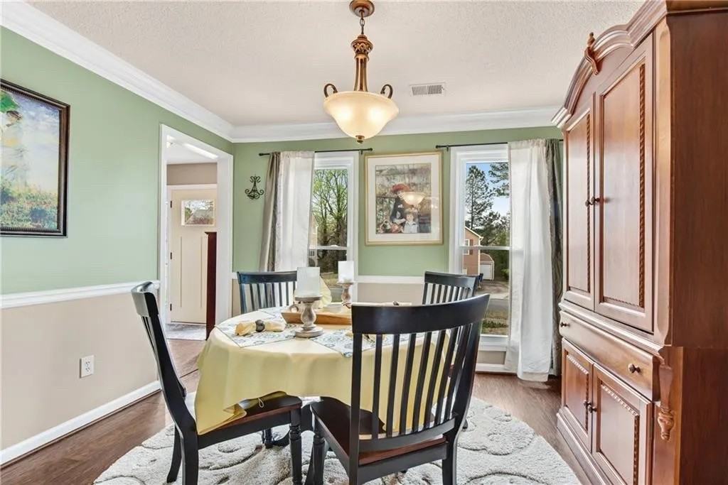 4828 Wilkie Way Nw - Photo 4 of 29