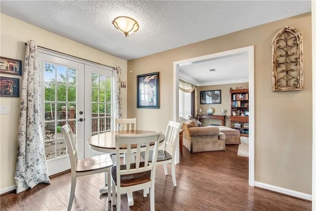 4828 Wilkie Way Nw - Photo 5 of 29