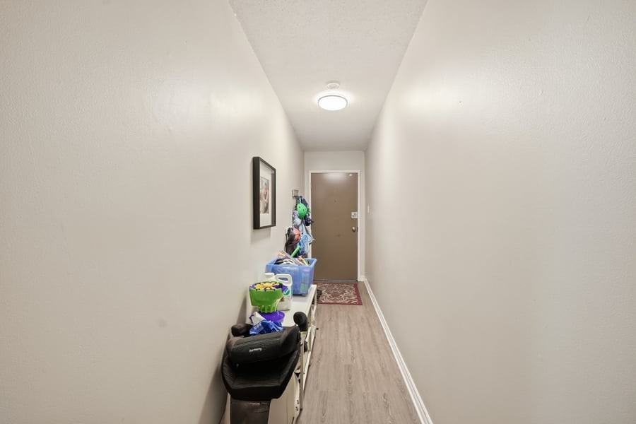 6632 Notre Dame St - Photo 2 of 14