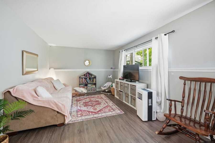 6632 Notre Dame St - Photo 7 of 14