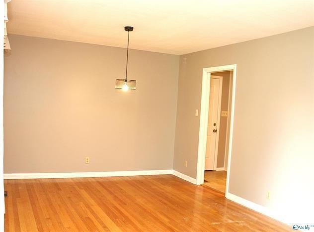 1302 Philpot Ave Ne - Photo 2 of 20