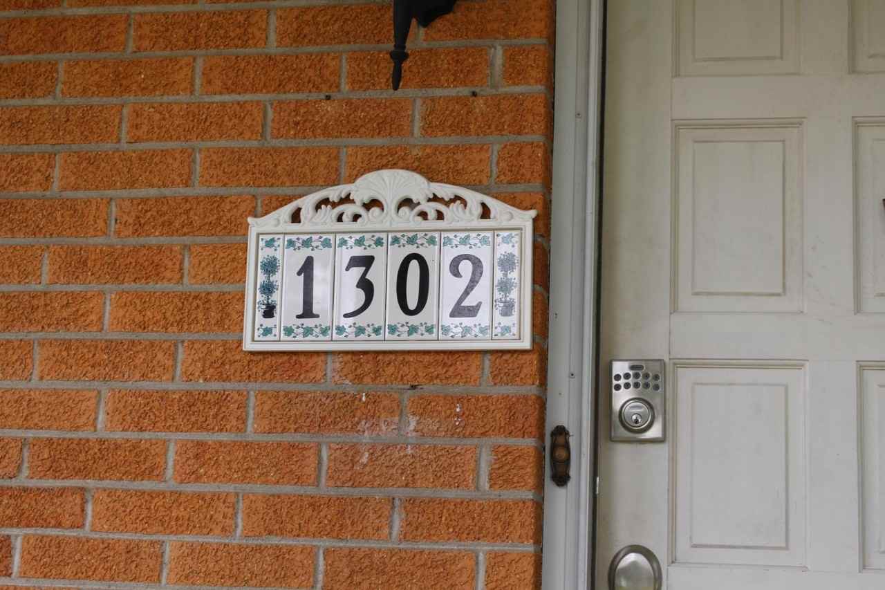 1302 Philpot Ave Ne - Photo 5 of 20