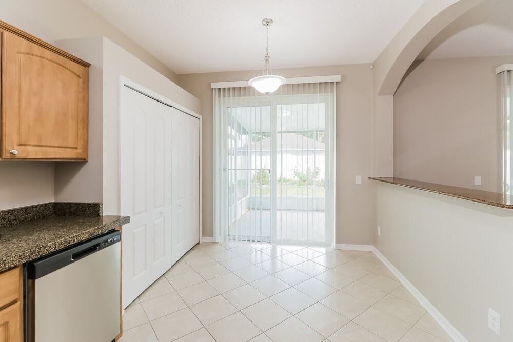 10324 Goldenbrook Way - Photo 6 of 16