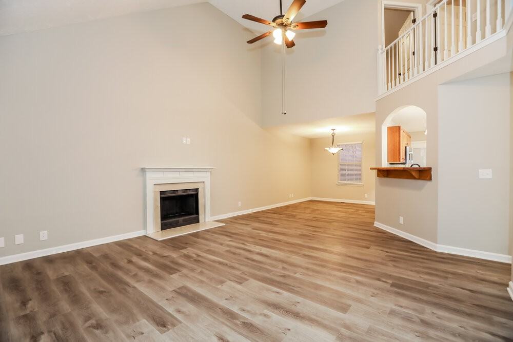 4505 Hunters Green Cir - Photo 4 of 15