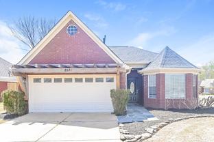 8531 Cross Point Dr - Photo 1 of 1