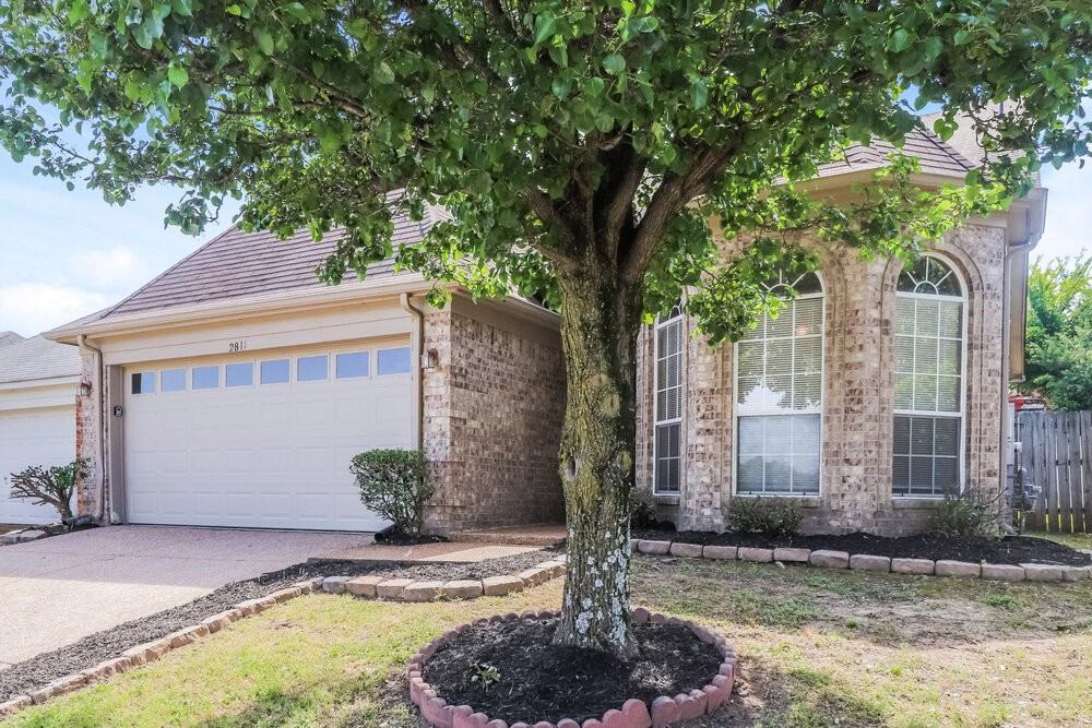 2811 Misty Bay Dr - Photo 4 of 17