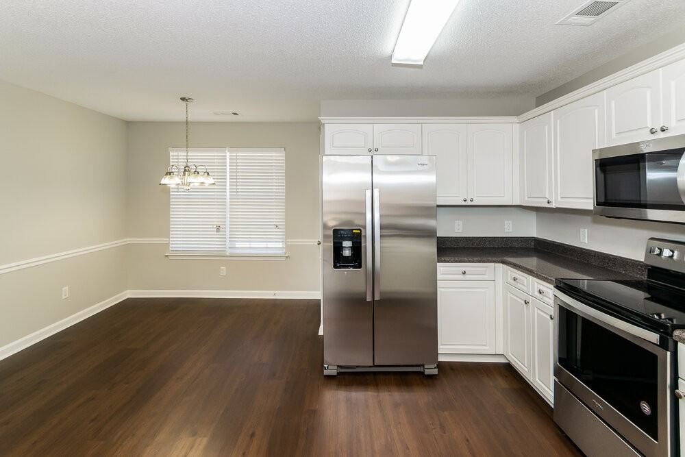 225 Magnolia Garden Ln - Photo 5 of 15
