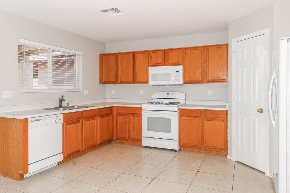 13181 N Deergrass Dr - Photo 6 of 17