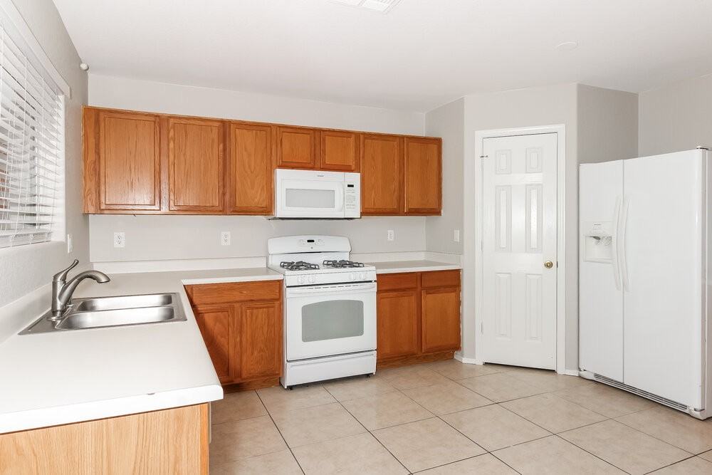 13181 N Deergrass Dr - Photo 7 of 17