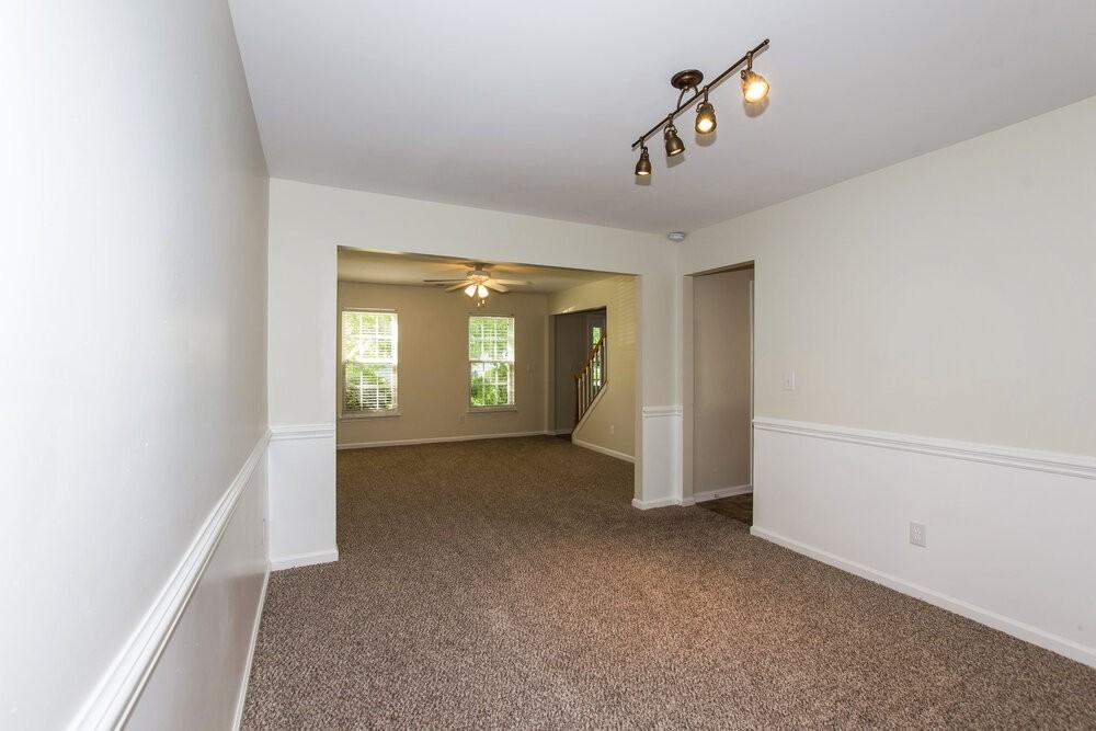 3605 Arthur St - Photo 3 of 20