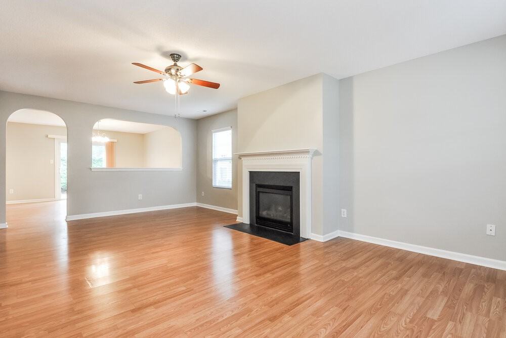 62 Brookhaven Dr - Photo 4 of 15